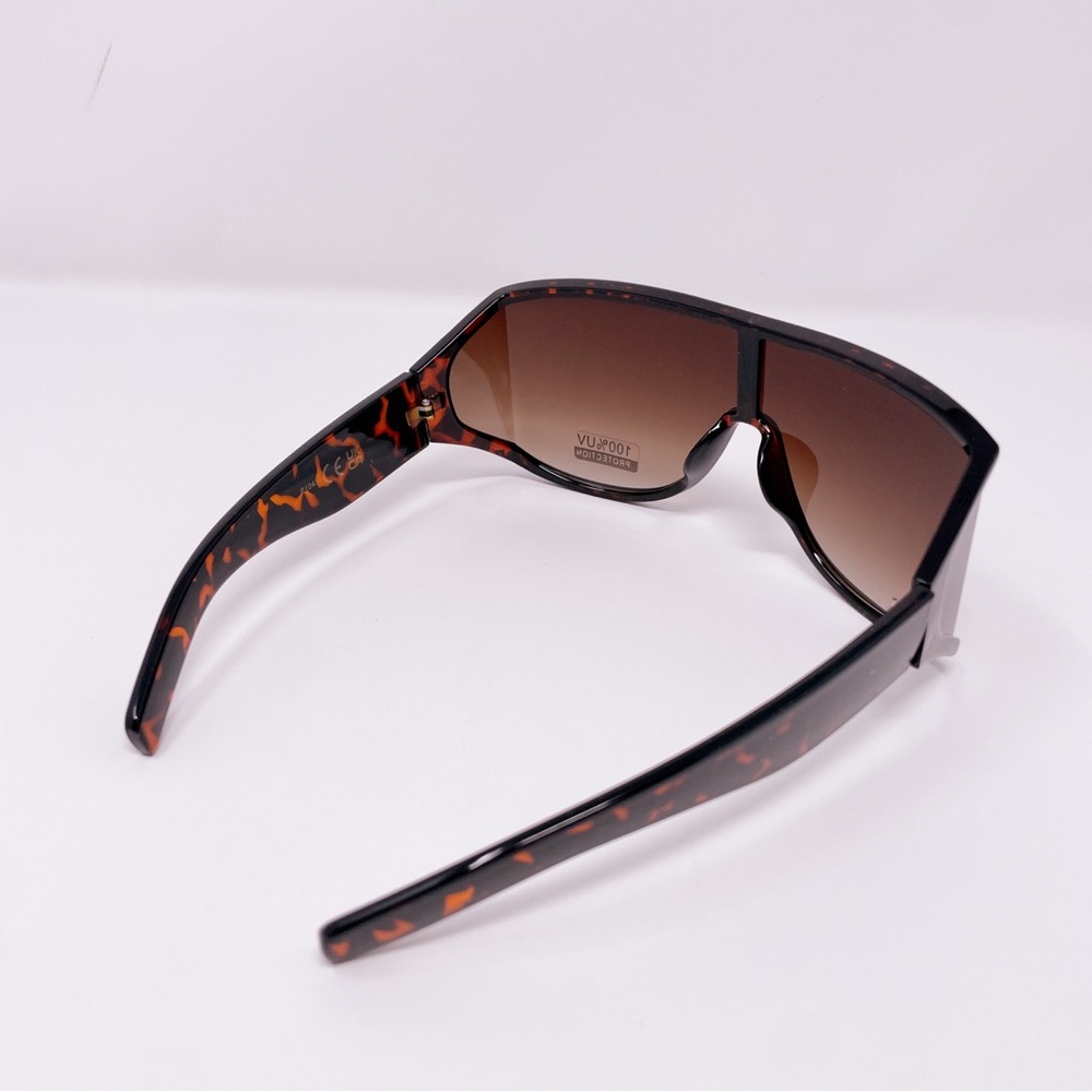Flat Top Oversized Sunglasses - Picture 6 of 6